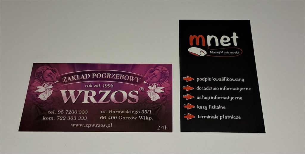 wizytówki w orientacji poziomej lub pionowej